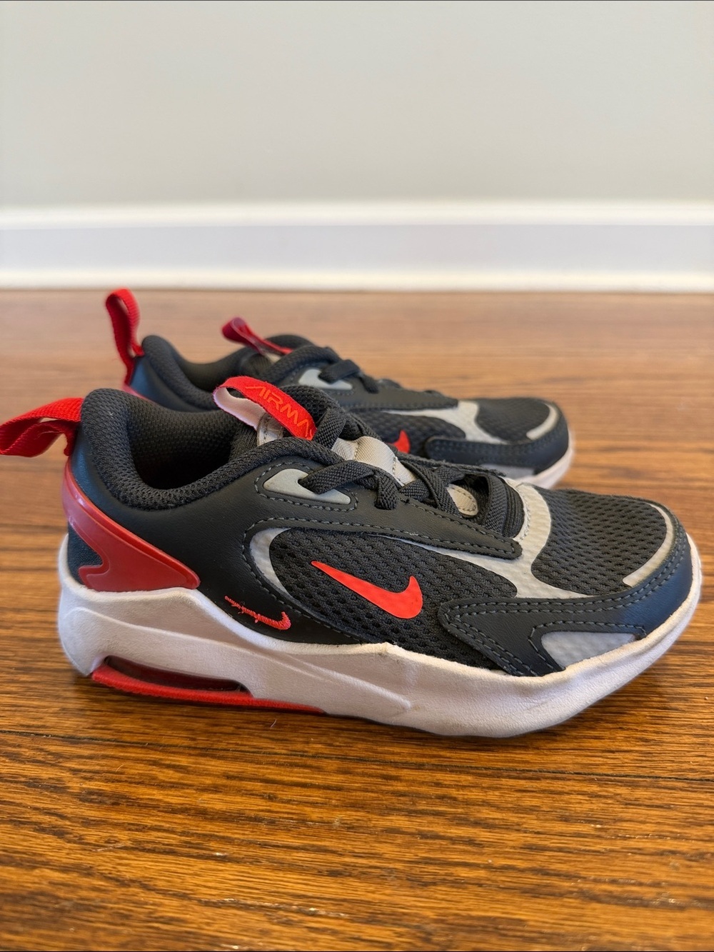 Nike Kids' Black and Red Athletic Sneakers